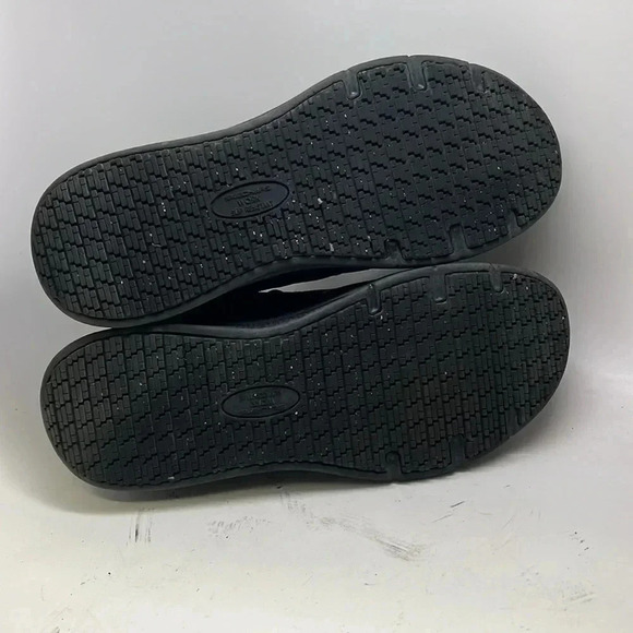 Women’s Skechers Lace Up Athletic Food Service Shoe Size 11 Black, Pre-owned - Picture 8 of 8